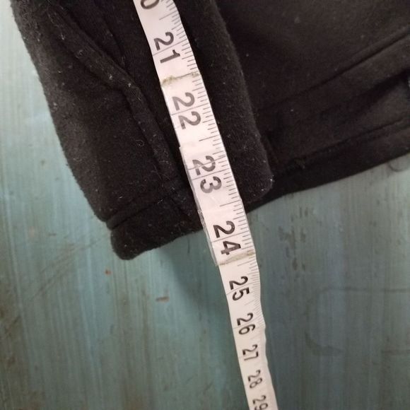 Effect black hoodie sweater with knit sleeve - Picture 7 of 11